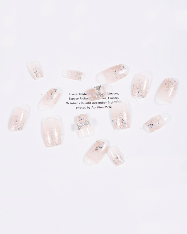 24pcs Bowtie Decoration Diamond Artificial Nails Long Nails Removable Fake Nails