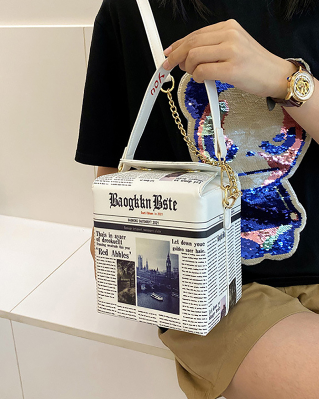 Female Fashion Creative Tide Spray Picture Letter Newspaper Element Mountain Cruise Ship Pattern PU Messenger Bag