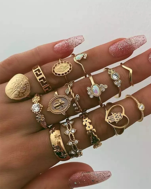 Vintage Geometric 15 Piece Ring Set