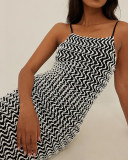 Women Fashion Black White Ripple Contrast Blackless Slim Waist One-piece Dress Maxi Slim Club Dress S-L