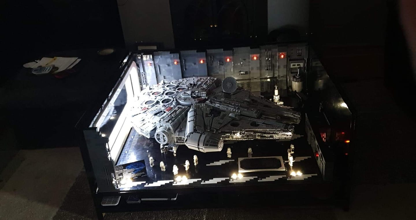 lego docking bay 327