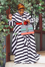SC Plus Size Black White Stripe Big Swing Maxi Dress (Without Belt) NNWF-7343