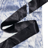 SC Dollar Print Full Sleeve Sashes Sleepwear Robe SH-390012