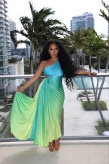 SC Gradient Press Pleated Maxi Dress GCYF-9575