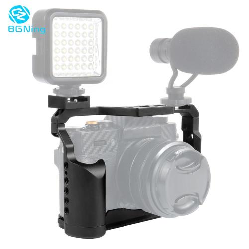 Aluminum Camera Cage for Fujifilm XT20 Protective Case Coldshoe Mount Rig Stabilizer for FUJI XT30 w/ Top Handle Grip Cable Clip