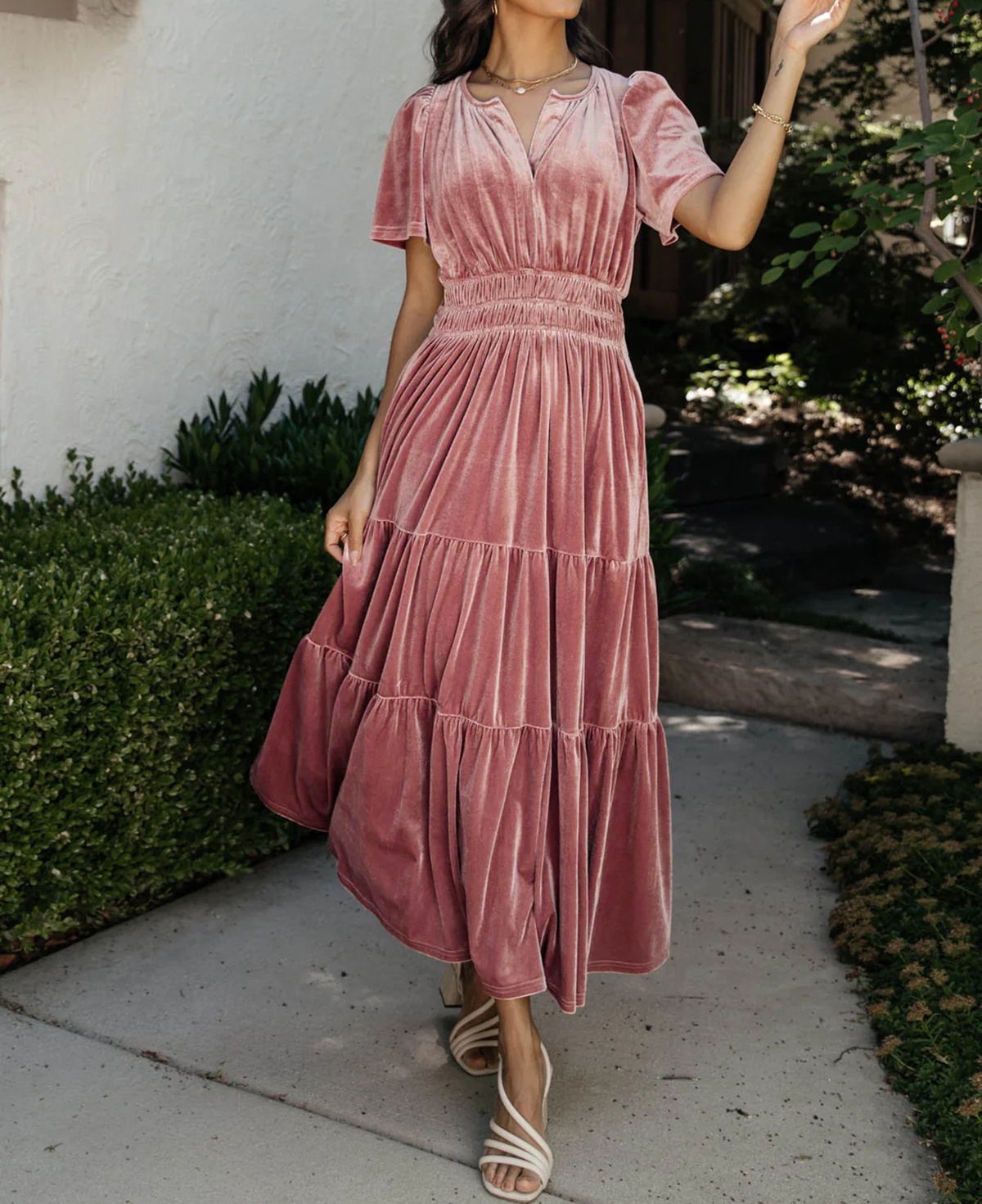 R.Vivimos Women's Fall Winter Vintage Velvet Dress Short Sleeve V Neck Elastic Waist Tiered Ruffle A-Line Elegant Maxi Dress2