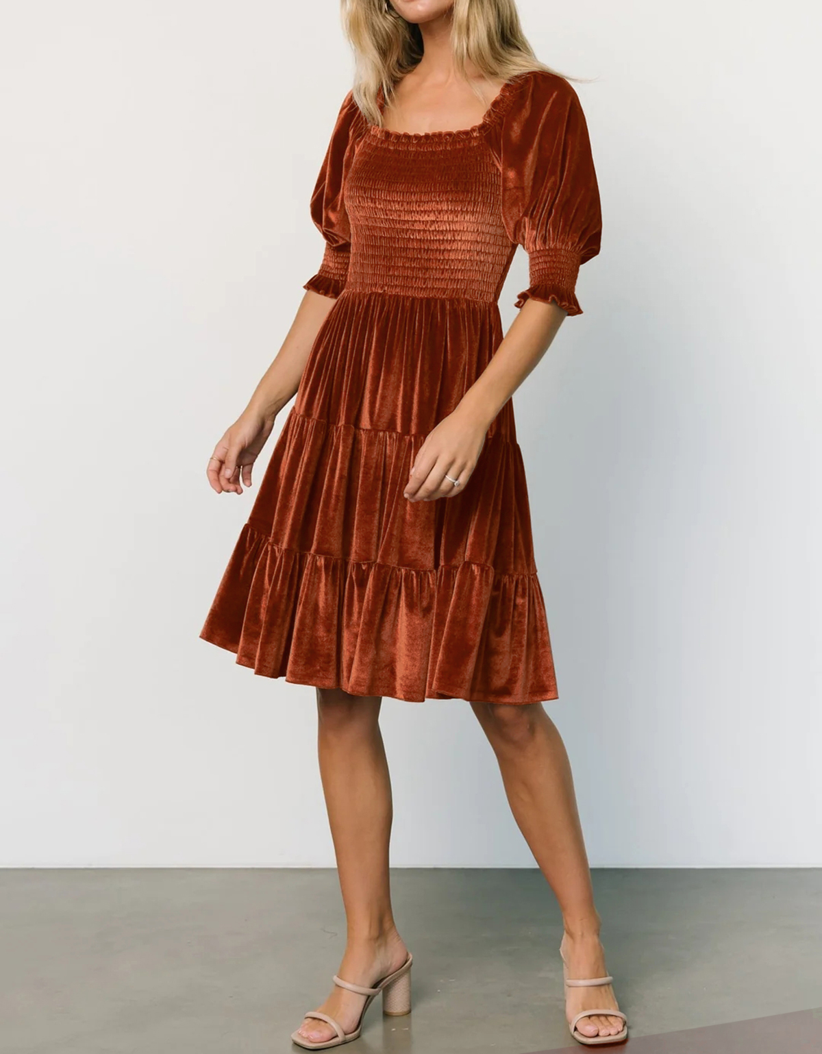 R.Vivimos Womens Fall Winter Velvet Casual Dress Puff Sleeve Square Neck Elastic Smocked A-Line Swing Flowy Knee Length Dress2