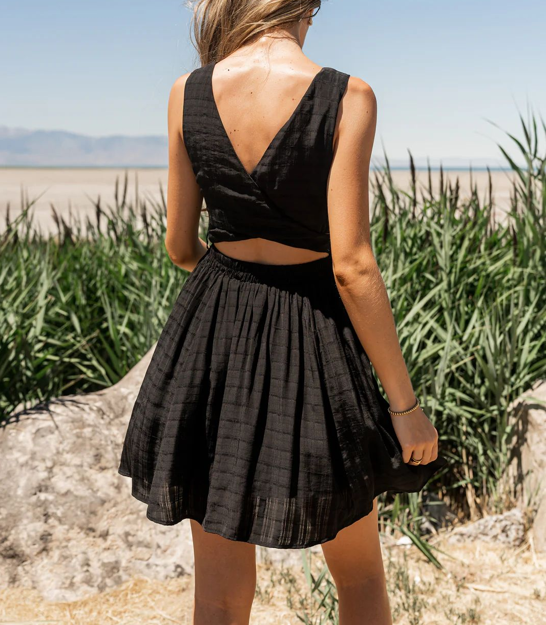 R.Vivimos Womens Summer Sleeveless Back Cross Wrap Lace Up Slim Fit Backless A-Line Mini Skater Dress with Pockets4