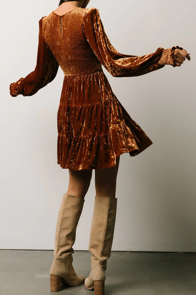 R.Vivimos Women's Fall Winter Crushed Velvet Dress Long Sleeve Crew Neck Elastic Smocked A-Line Tiered Ruffle Mini Dress