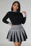 Fashion Long Sleeve Print Knit Pleated Mini Dress OSM-4406