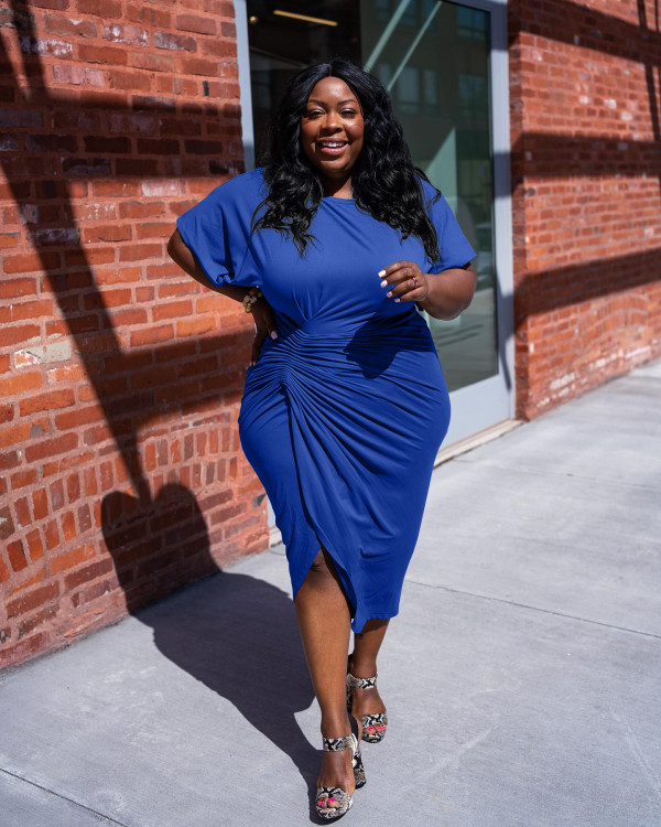 EVE Plus Size Solid Ruched Short Sleeve Midi Dress YS-S816