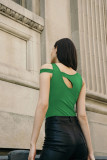 EVE Solid Color Strapless Skinny Hollow Out Top MZ-2841
