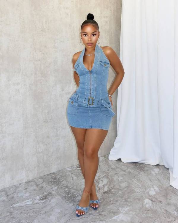 EVE Fashion Halter Zipper Backless Denim Romper MEM-88592