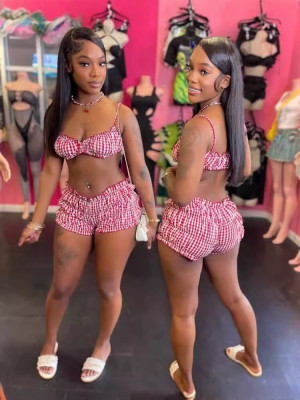 EVE Pre Order: About 7 work days shipping Plaid Print Vest Pleated Shorts Set YUEM-Y11056