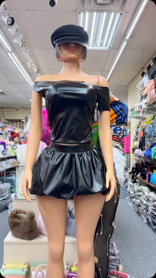 EVE Pre Order: About 7 work days shipping PU Leather Off Shoulder Skirt Suit YUEM-900901