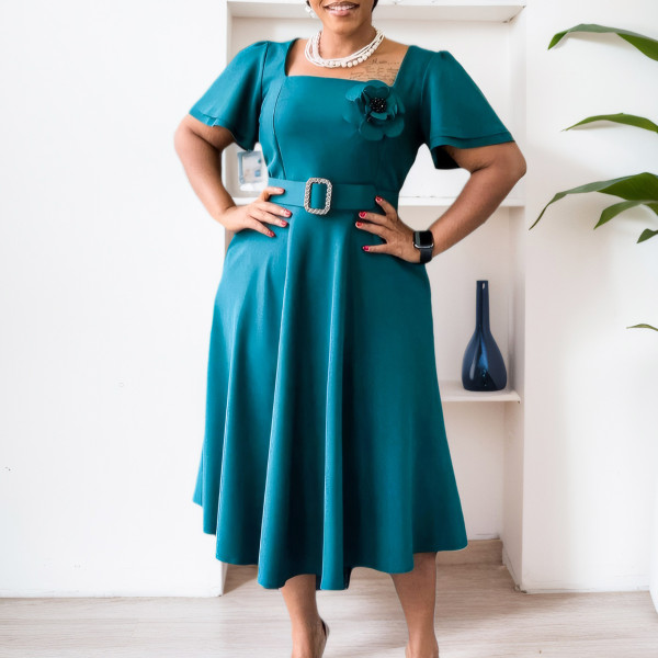 EVE Plus Size Square Neck Solid Corsage High Waist Midi Dress GATE-568