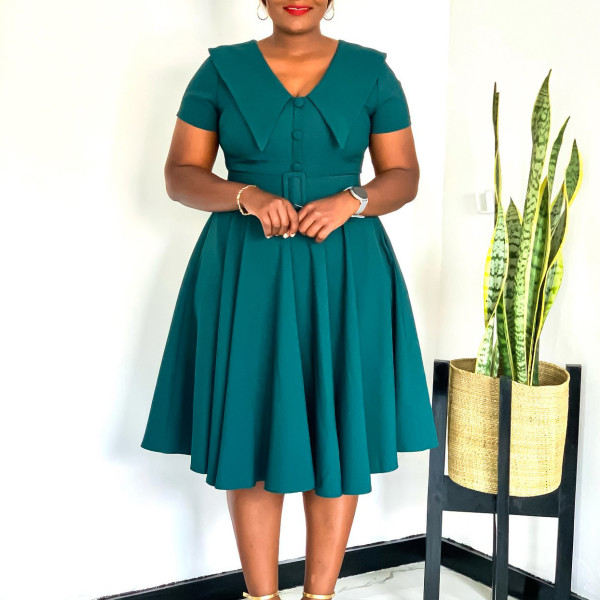 EVE Plus Size Solid Color Short Sleeve Midi Dress GATE-588