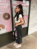 EVE Plus Size Cartoon Puppy Embroidered Cropped Jeans GYLN-2606