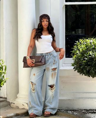 EVE Plus Size Holes Washed Straight Jeans GYLN-2219
