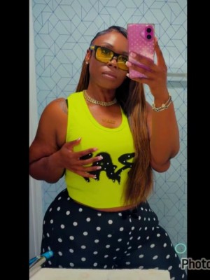 EVE Hot Diamond Graffiti Letter Vest GFCF-1534