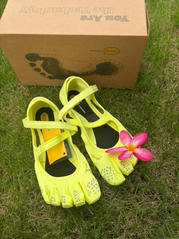 EVE Sports Fitness Yoga Pilates Fivefingers GWUY-2222