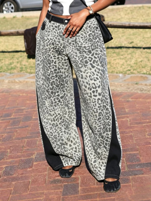 EVE Plus Size Leoaprd Printed Loose Jeans GYLN-2650