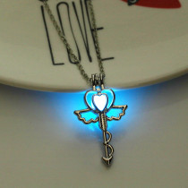 Luminous Stone Love Heart Necklace Glow in the Dark Pendant 