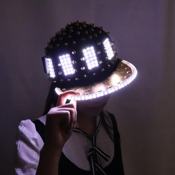 Unisex Punk Hedgehog Rock Rivet Cap Newest Unique Gold Silver Rivet LED Hat Fashion Snapback for Street Hip-hop Rivet
