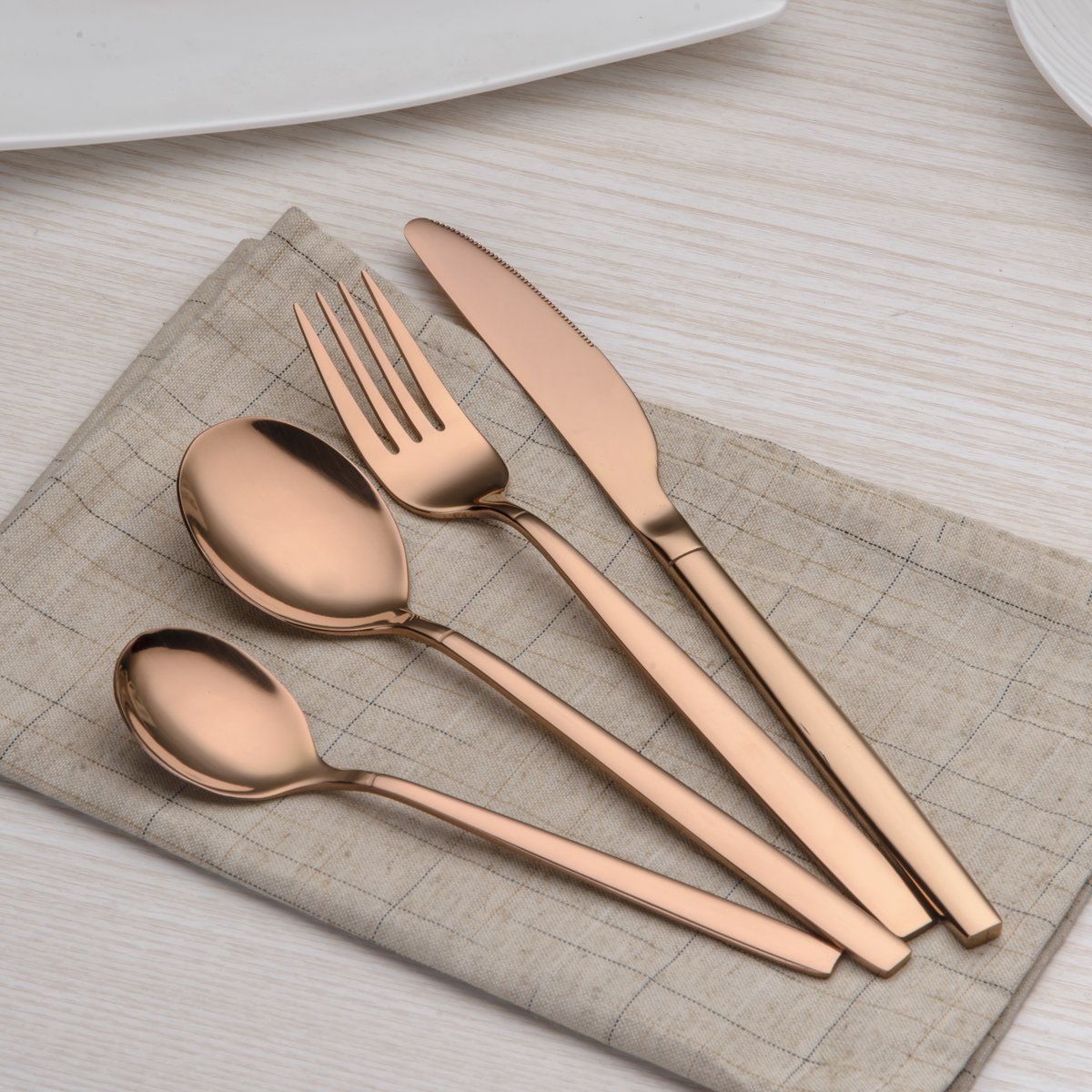 Berglander 286 rose gold flatware set