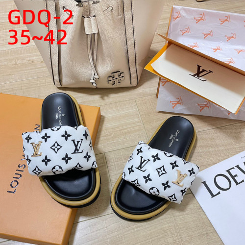 Ladies' summer slippers