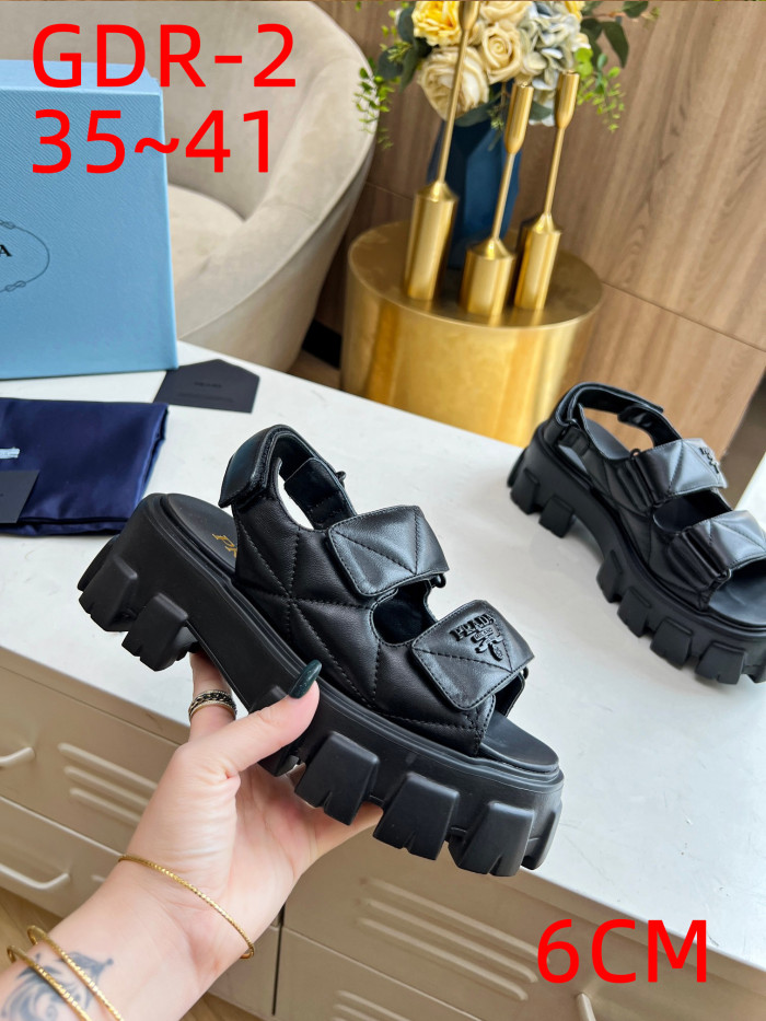 Ladies' summer sandals