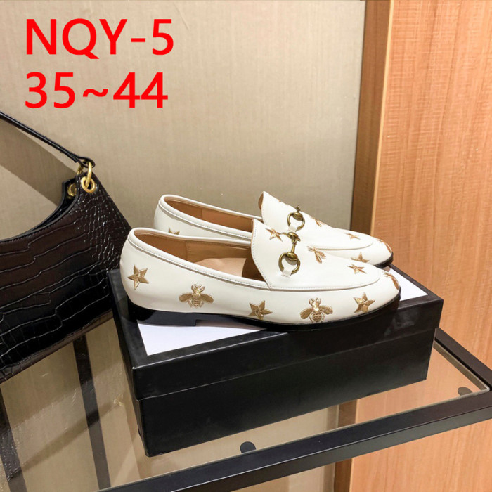 Men's and women's casual shoes