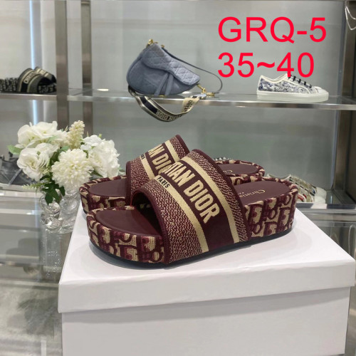 Summer Men's and Women's Sandals