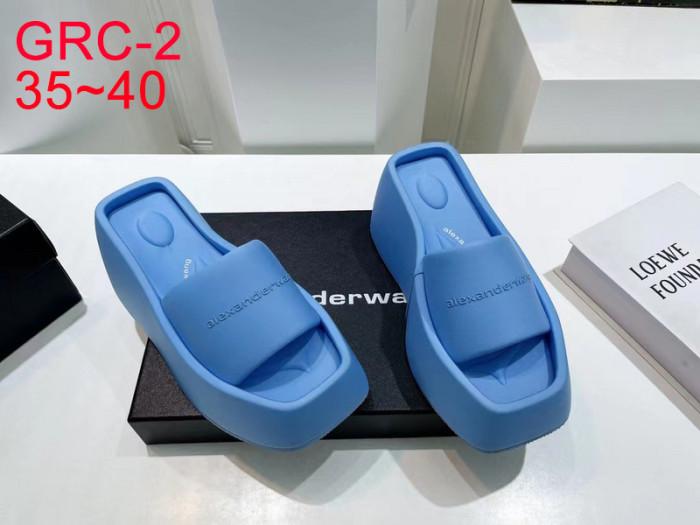 Ladies' thick soled slippers