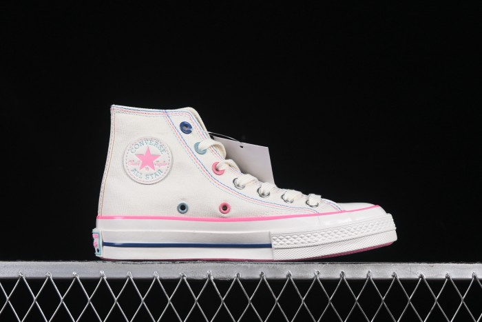 Men's and women's canvas shoes