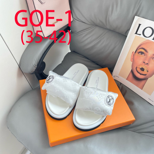Ladies' flat slippers