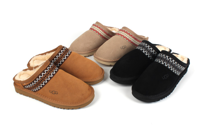 Men's and women's winter fur slippers