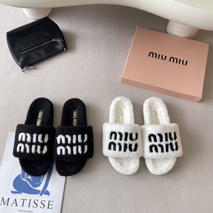Men's and women's winter fur slippers