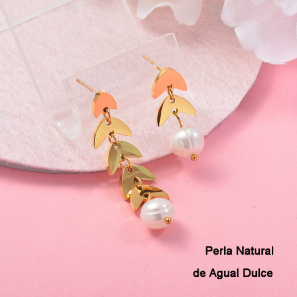 Aretes con perla Natural en acero inoxidable -SSEGG143-9126