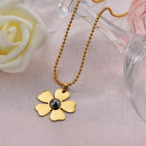 Wholesale Stainless Steel Statement Flower Pendant Necklace