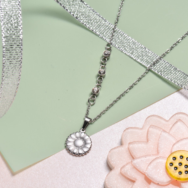 Stainless Steel Flower Pendant Necklace -SSNEG142-32550
