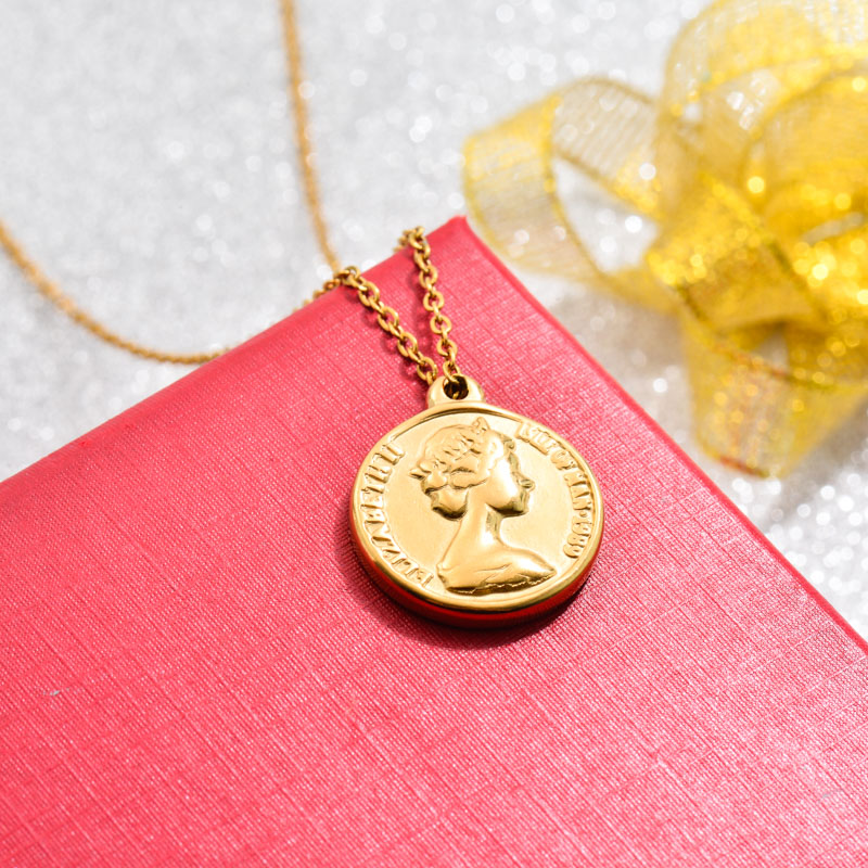 18k Gold Plated Elizabeth Pendant Necklace -SSNEG143-32738