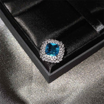 anillos de azul zafiro con diamantes para novias