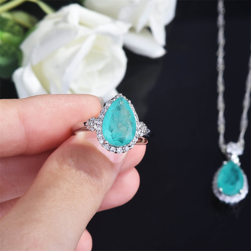 anillo de gota de aguamarina con diamante para mujer