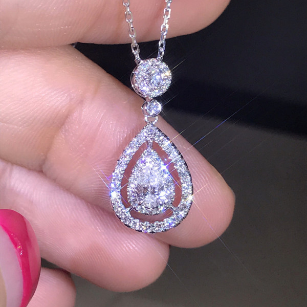 collar de oro rosa 18k con diamantes para mujer