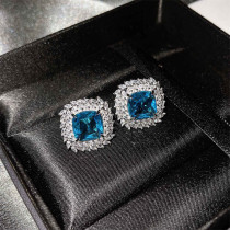 aretes de azul zafiro con diamantes para novias