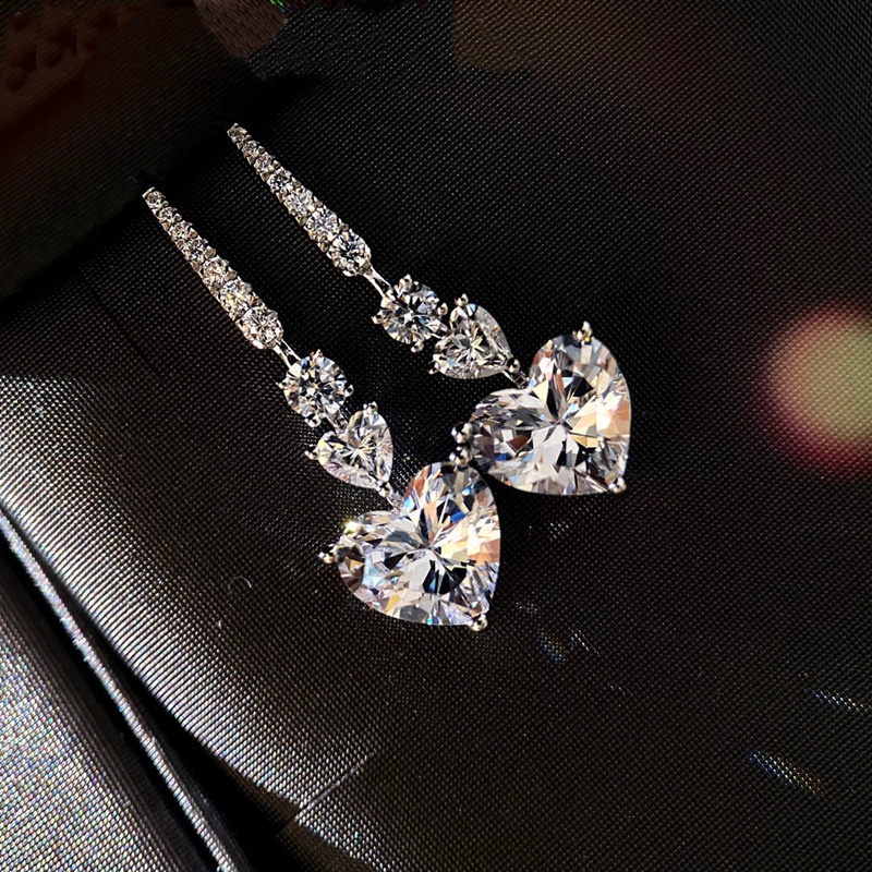 aretes bonitos de pt950 con corazon de diamante para mujer