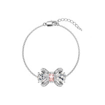 pulsera de mariposa de cuarzo rosa con diamantes para novia