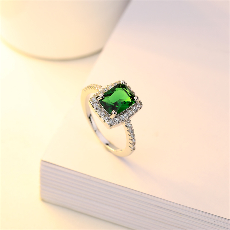 anillos bonitos plateados con verde diamante cuadrado para mujer