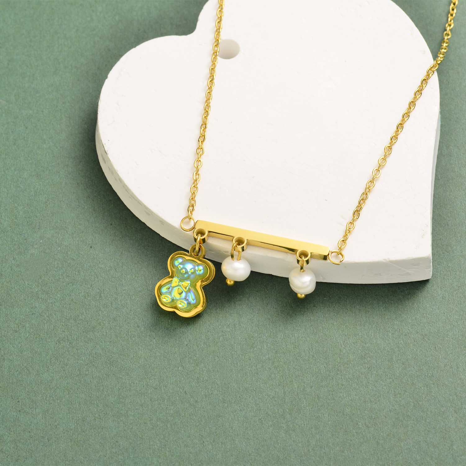 collar para mujer en acero 316L con dije de osito perlas